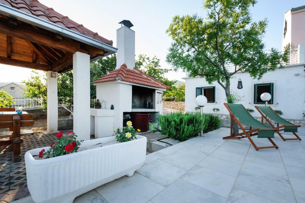 Holiday Home Koprivno Zewnętrze zdjęcie